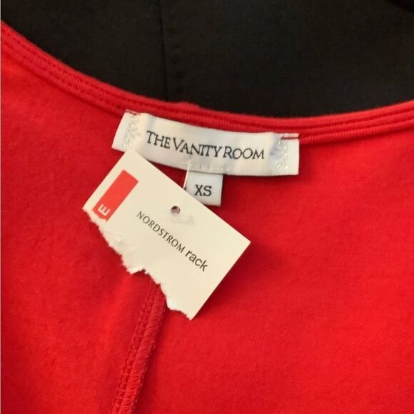 The Vanity Room Twist Front Red Dress Sz XS - Picture 3 of 3